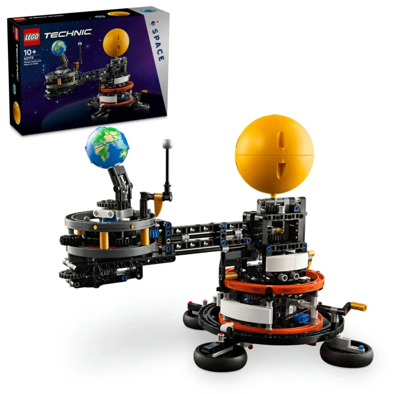 Lego Dünya Gezegeni ve Ay Yörüngede 42179